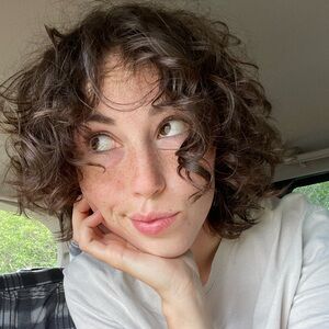 Meet your Posher, Naomie